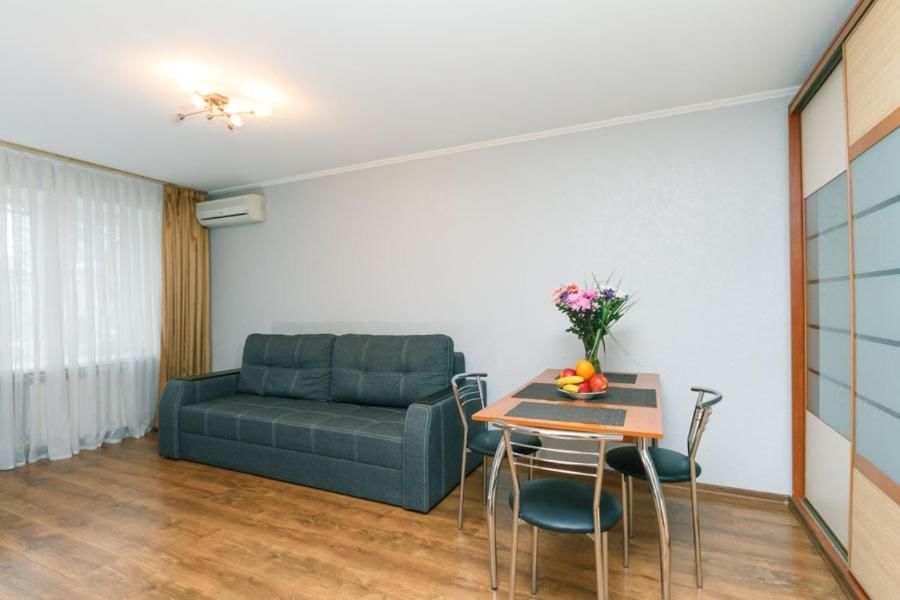 Апартаменты Two bedsright near Arena Киев-51