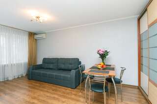 Апартаменты Two bedsright near Arena Киев Апартаменты-24