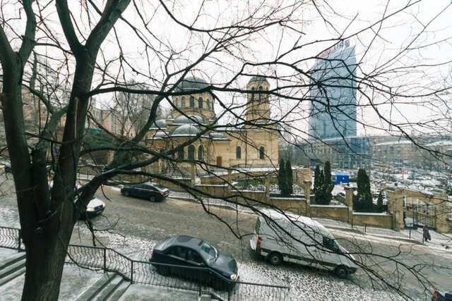 Апартаменты Two bedsright near Arena Киев-34