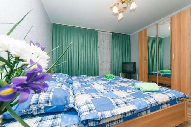 Апартаменты Two bedsright near Arena Киев-45